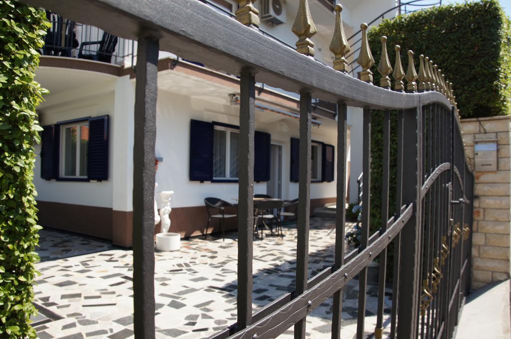 Villa Franda Trogir Bagian luar foto